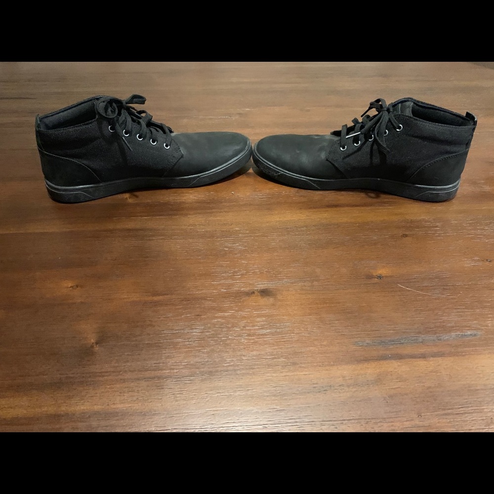 {Timberlands} - Picture 8 of 11